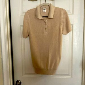 Tan short sleeve, knitted top with collar and three buttons